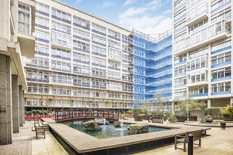 2 bedroom flat for sale, Metro Central Heights, Southwark, London