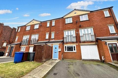 4 bedroom terraced house for sale, Church Drive, Prestwich, M25