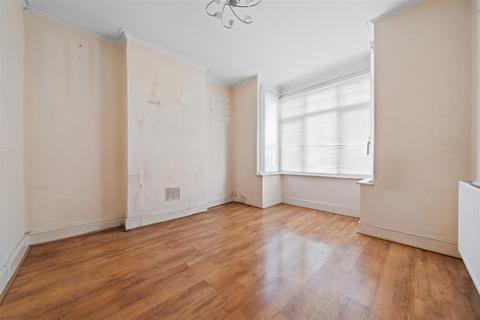 undefined, Windermere Road, CROYDON