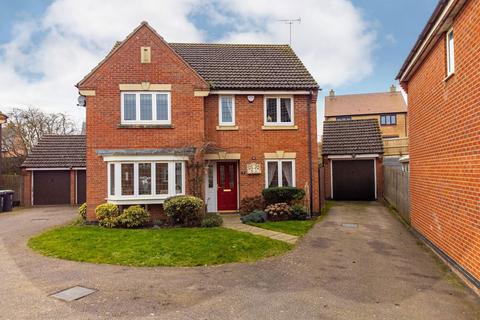 4 bedroom detached house for sale, Green Close, Wellingborough NN9