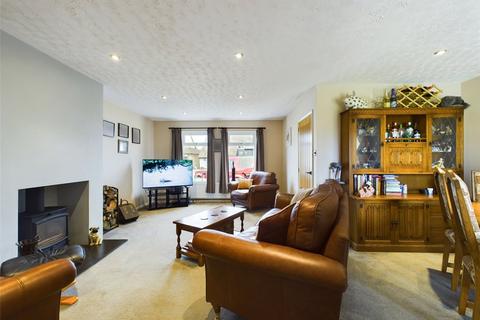 24 Ford Crescent, Bradworthy, Holsworthy, EX22 7QR