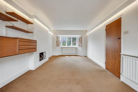 4 bedroom detached house for sale, Woodfield Road, Oadby, Leicester