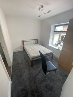 1 bedroom flat to rent, Heron Street, Stoke-on-Trent ST4 3AR