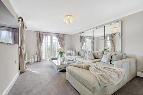 2 bedroom apartment for sale, Kipling Close, Warley, Brentwood, CM14