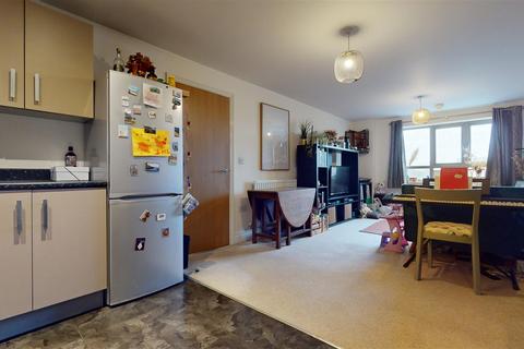 2 bedroom apartment for sale, Lonsdale, Wolverton, Milton Keynes