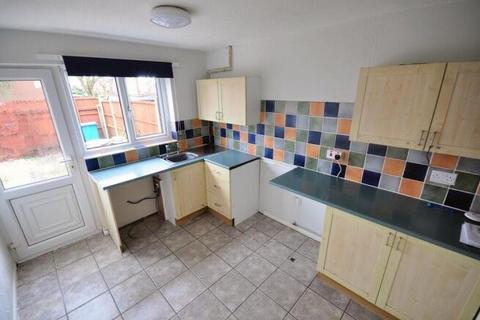 3 bedroom terraced house to rent, Saddleworth Walk, Shelton Lock, Derby, Derbyshire, DE24