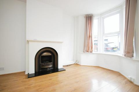 2 bedroom terraced house to rent, Avonleigh Road, Bristol BS3