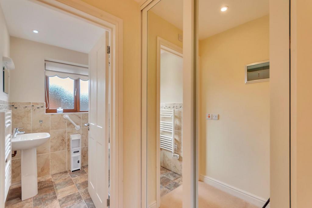 Dressing Area.jpg