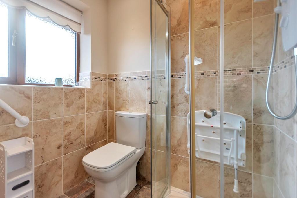 Ensuite.jpg