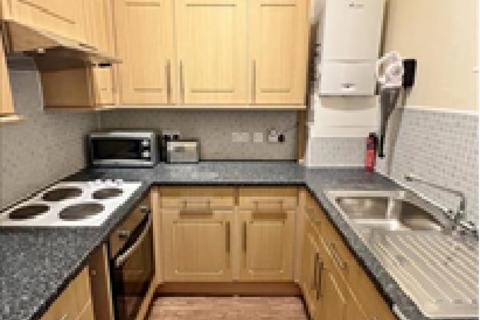 2 bedroom flat to rent, Baker Street, Stirling, FK8