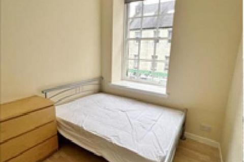 2 bedroom flat to rent, Baker Street, Stirling, FK8