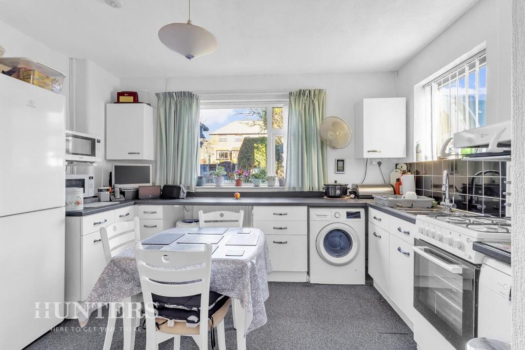 Dining kitchen
