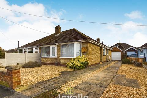 3 bedroom semi-detached bungalow for sale, Peaks Avenue, New Waltham DN36