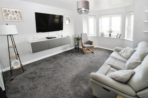 2 bedroom apartment for sale, Chandlers Court, Hull