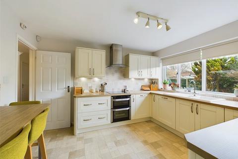 4 bedroom detached house for sale, Wards Road, Cheltenham, Gloucestershire, GL51