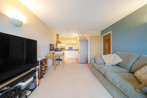 1 bedroom apartment for sale, Dominion House, The Avenue, London, W13