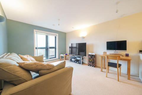 1 bedroom apartment for sale, Dominion House, The Avenue, London, W13