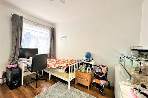 1 bedroom flat for sale, Cardinal Way, Harrow, Middlesex HA3