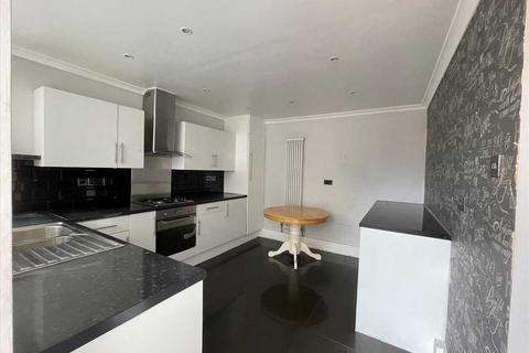 2 bedroom apartment for sale, Lambourne Road, Barking