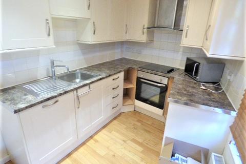 3 bedroom house to rent, Medway Road, Bow E3