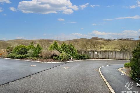 4 bedroom end of terrace house to rent, Ivy Place, Todmorden, OL14