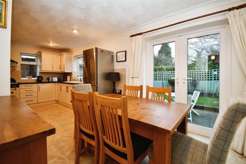 4 bedroom detached house for sale, Bell Close, Tweendykes, Hull