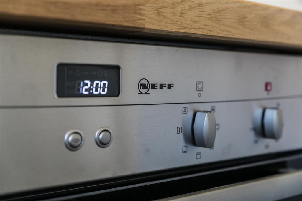 Oven Detail