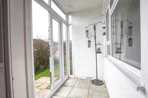 2 bedroom flat for sale, Manor Road, Bexhill-On-Sea