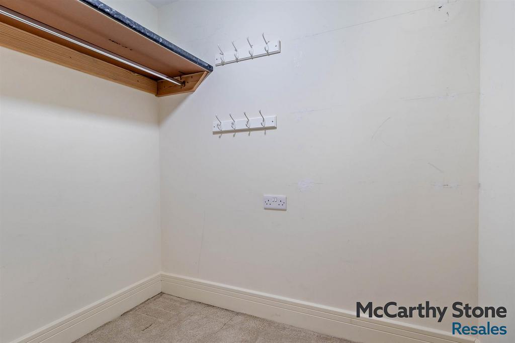 Storage cupboard
