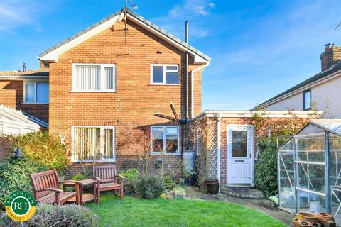 3 bedroom semi-detached house for sale, Meadow Drive, Tickhill, Doncaster