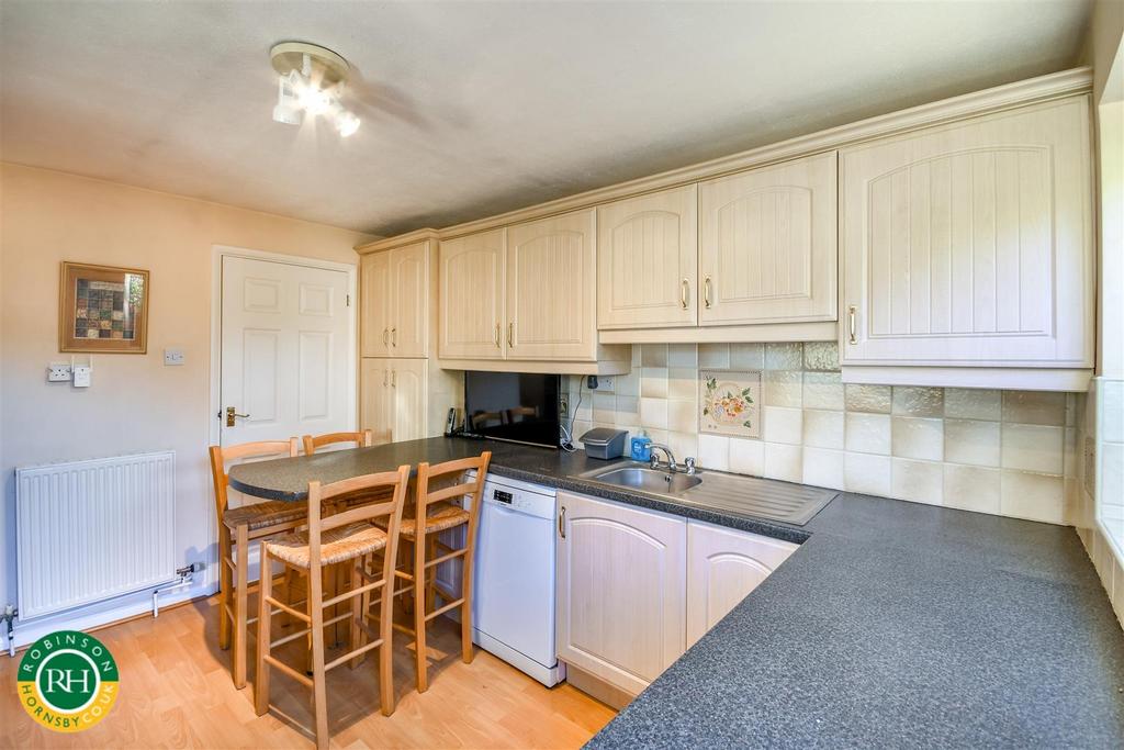 Breakfast / kitchen
