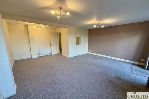 4 bedroom detached house to rent, Norman Hill, Dursley GL11