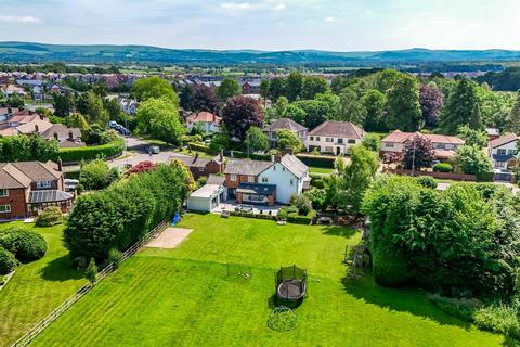 5 bedroom detached house for sale, Chester Road, Woodford