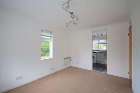 1 bedroom apartment to rent, Grafton Close, Whitehill, Bordon, Hampshire, GU35