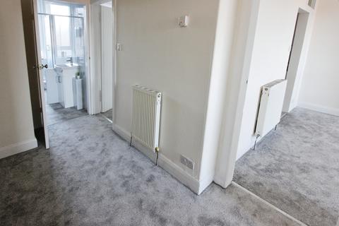 2 bedroom flat to rent, Wheatfield Road, Edinburgh EH11