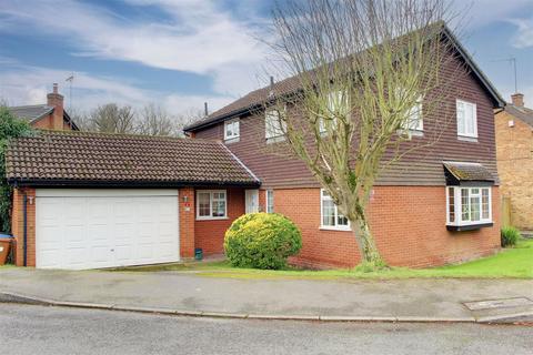 4 bedroom detached house for sale, Woodlands, Brookmans Park AL9