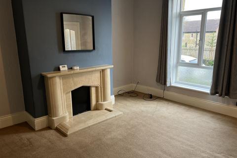 2 bedroom terraced house to rent, East Street, Golcar, Huddersfield