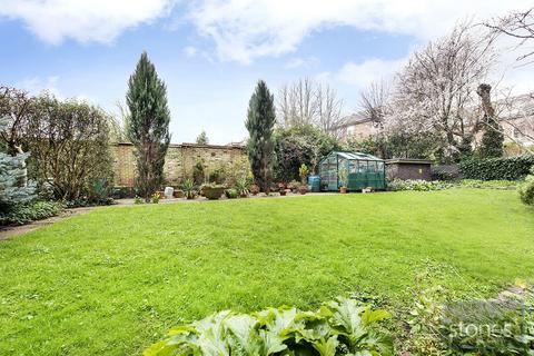 1 bedroom apartment to rent, Haverstock Hill, Belsize Park, London, NW3