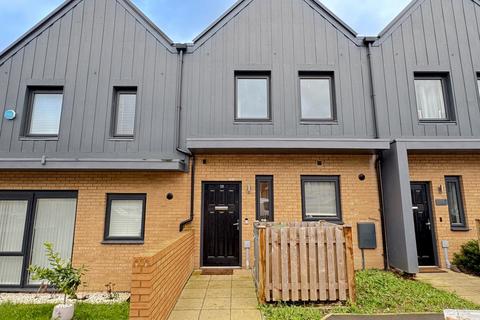 2 bedroom end of terrace house to rent, Jupiter Road, Sittingbourne, ME10