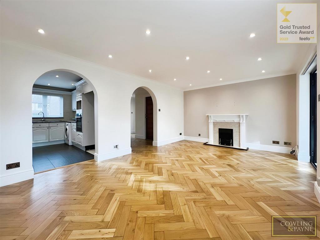 Living room dining room