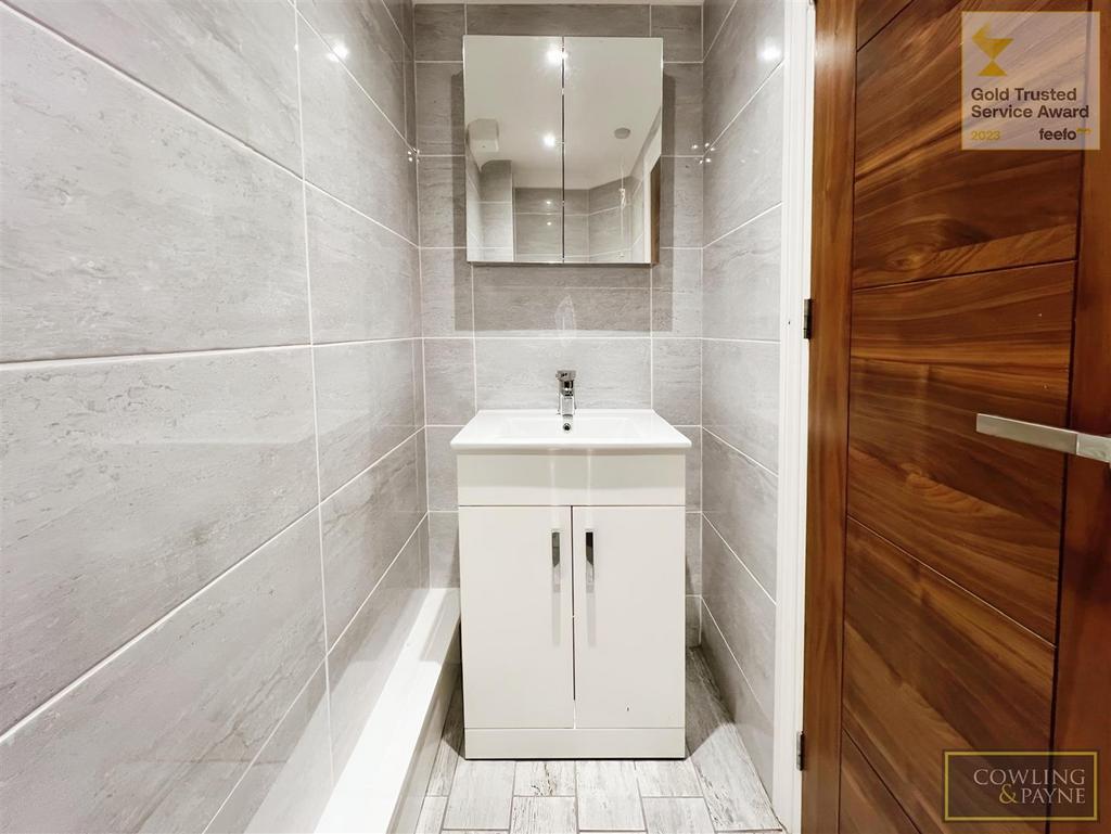 G/f cloakroom