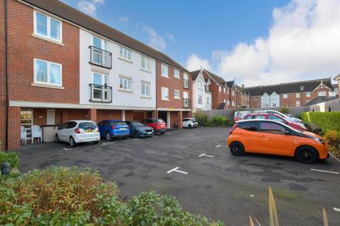 2 bedroom retirement property to rent, The Hornet Chichester PO19