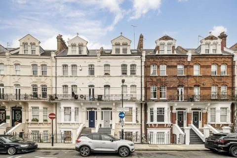 2 bedroom flat to rent, Avonmore Road, London W14