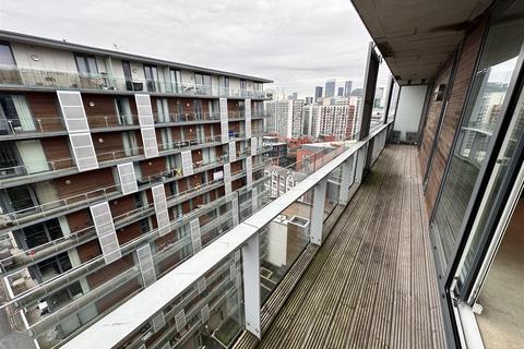 2 bedroom apartment to rent, Spectrum (Block 9) Blackfriars Road, Salford