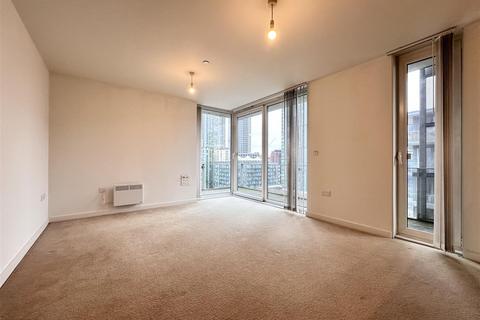 2 bedroom apartment to rent, Spectrum (Block 9) Blackfriars Road, Salford