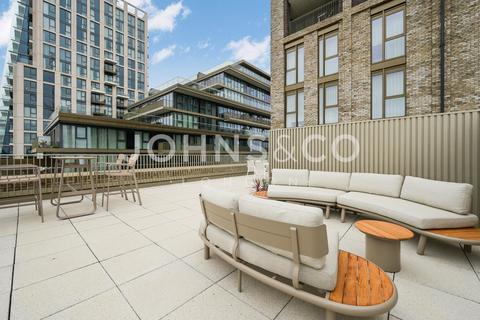 3 bedroom apartment to rent, Saffron Wharf, London Dock, London, E1W