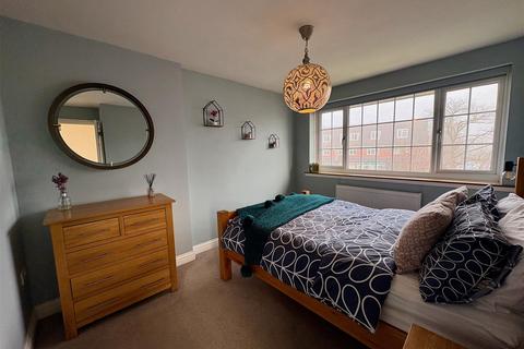 3 bedroom semi-detached house for sale, Mount Gardens, Codsall