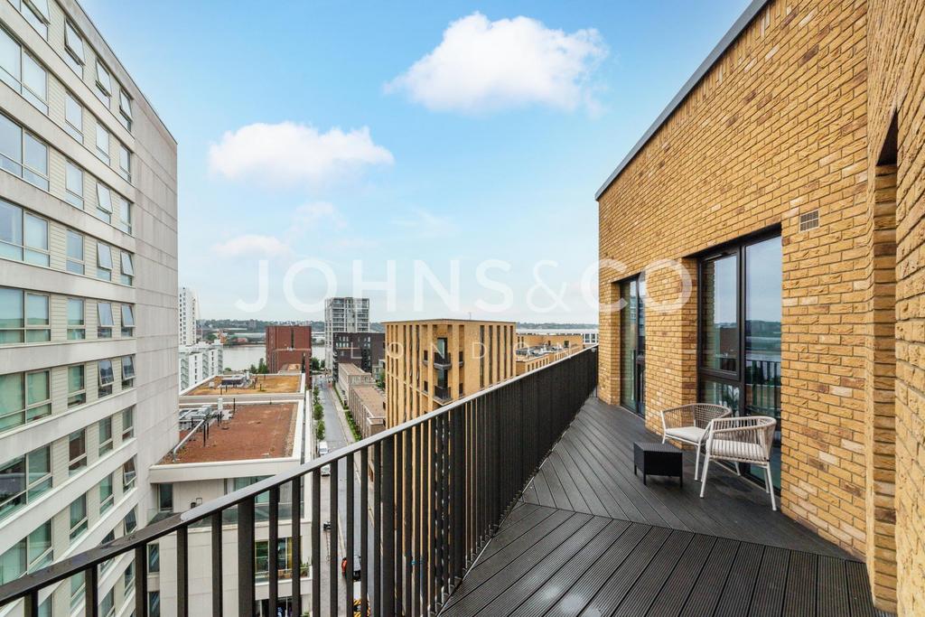Apartment in London - View 2