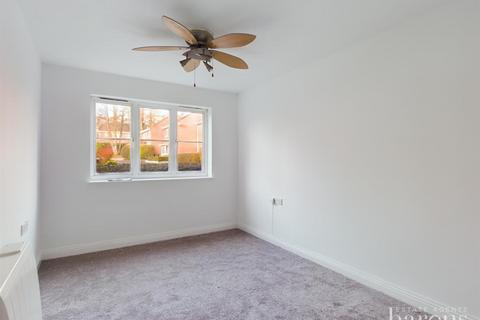 2 bedroom flat for sale, Basingfield Close, Basingstoke RG24