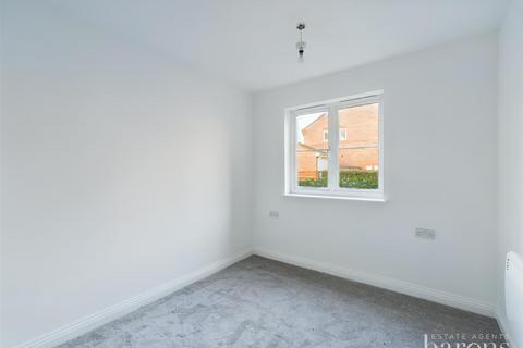 2 bedroom flat for sale, Basingfield Close, Basingstoke RG24